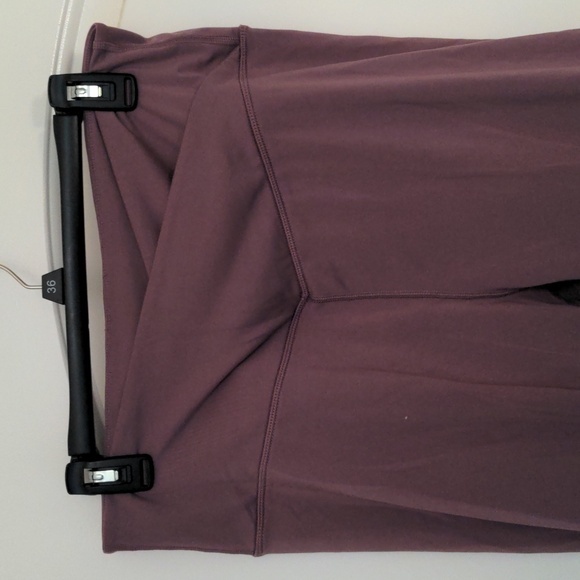 Victoria's Secret Leggings - Picture 2 of 5